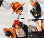 One Piece Luffy e Shanks 18cm