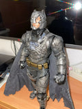 Figure Statue Batman Metallico