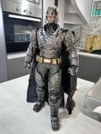 Figure Statue Batman Metallico