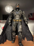 Figure Statue Batman Metallico