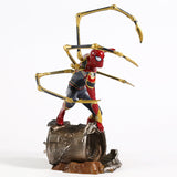 SPIDER MAN: Iron Spider-man 21cm